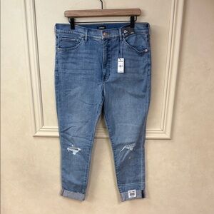 New! Express Skinny Hugh Rise Capri Jeans size 14R